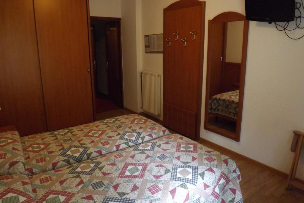 Hotel Concordia Levico Terme Esterno foto
